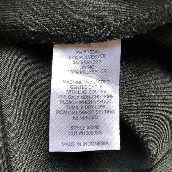 CYNTHIA ROWLEY Pleated Fit and Flare Dress, size 6 - Picture 8 of 8